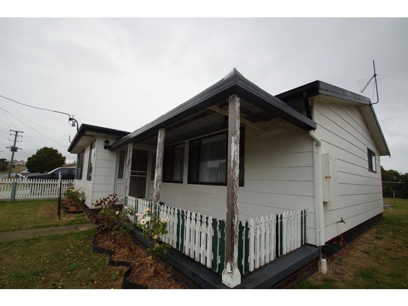 42 Davies Street, George Town TAS 7253