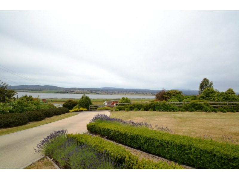 35 Fort Street, Riverside TAS 7250