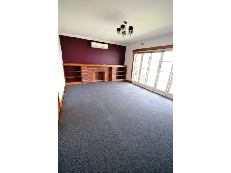 5 Hardinge Street, Newnham TAS 7248