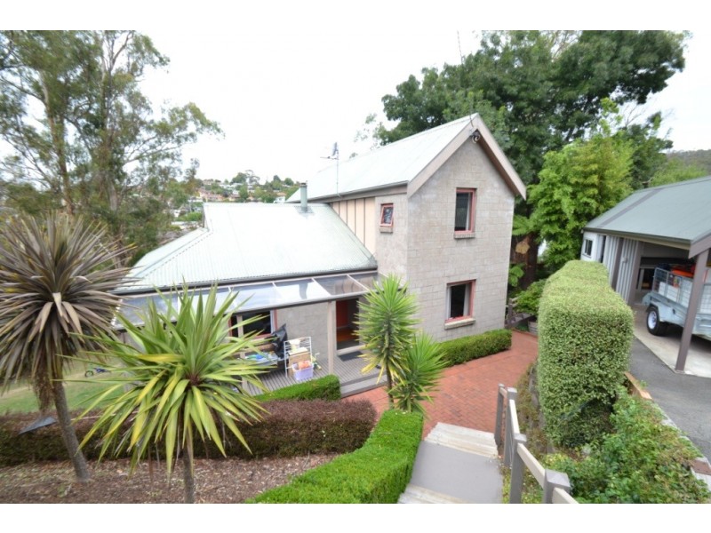 31 Broadview Crescent, Trevallyn TAS 7250