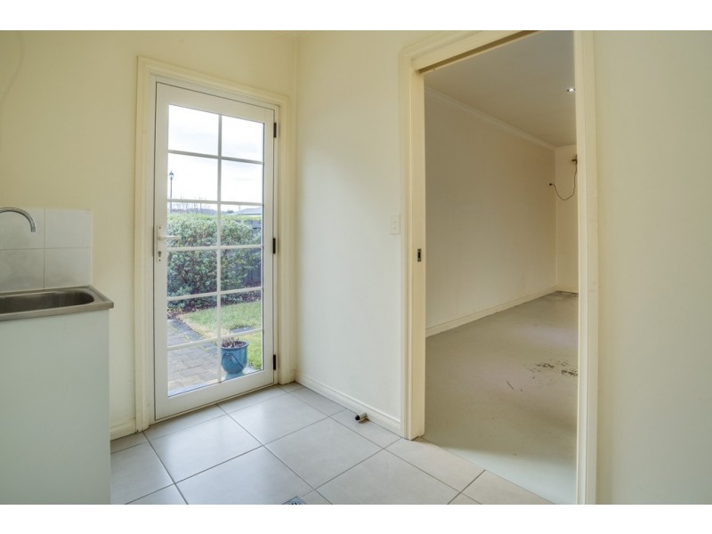 11/37 Las Vegas Drive, Prospect TAS 7250