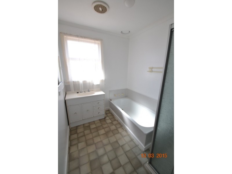 12 Chestnut Road, Youngtown TAS 7249