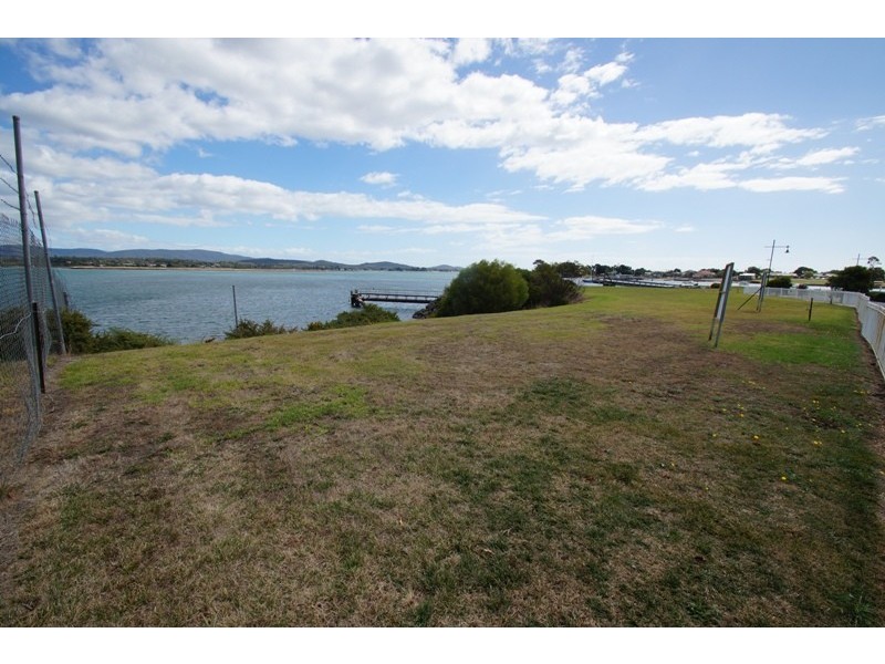 Lot 2 – 8 Ferry Boulevard, George Town TAS 7253
