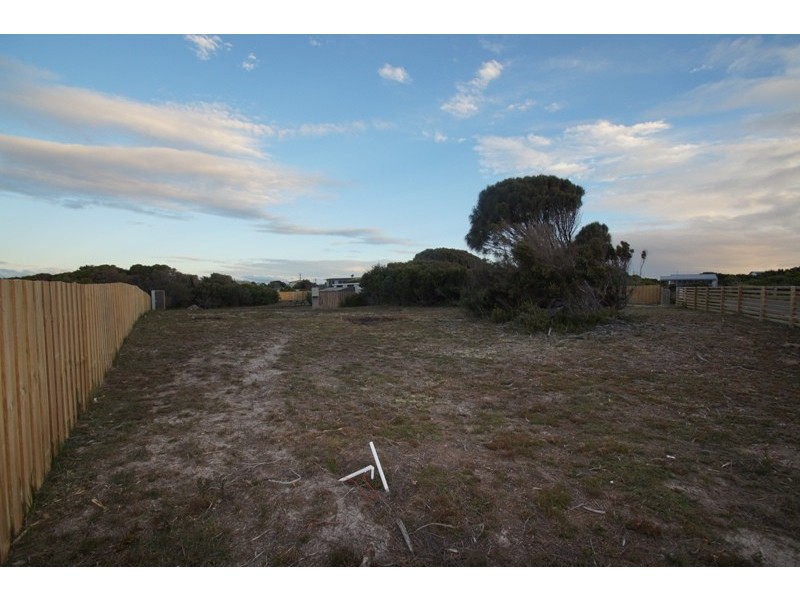6 Ninth Island Cres, Lulworth TAS 7252