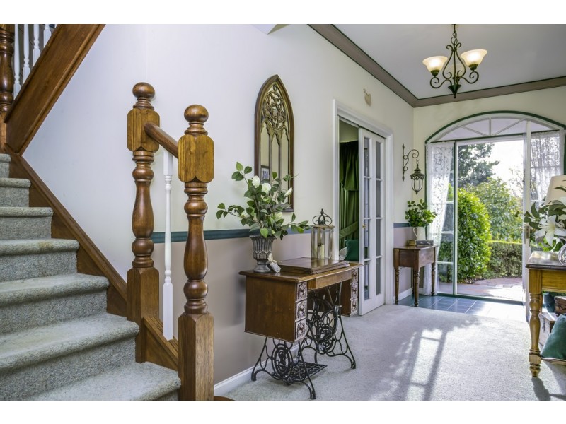 8 Rowsphorn Road, Riverside TAS 7250
