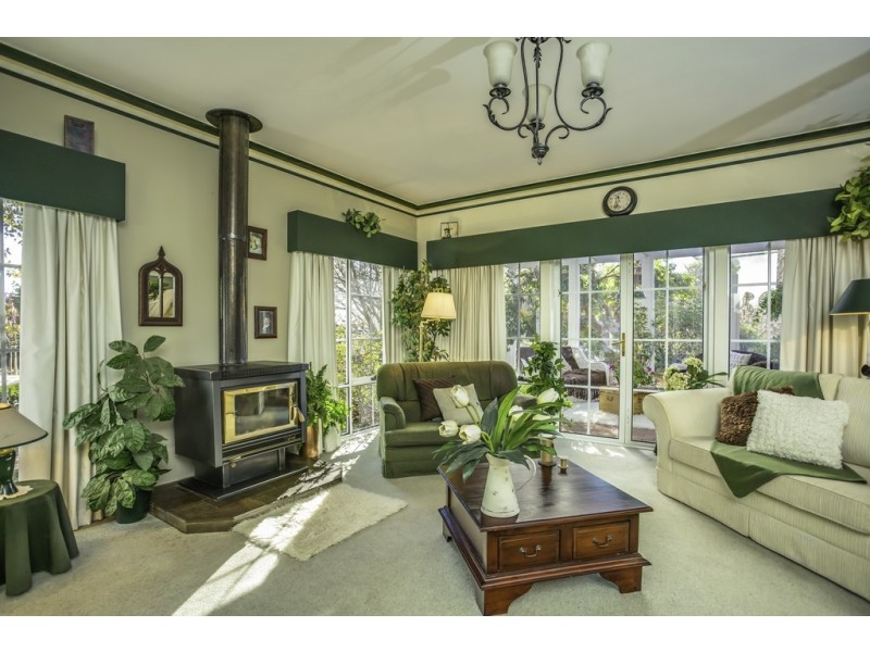 8 Rowsphorn Road, Riverside TAS 7250