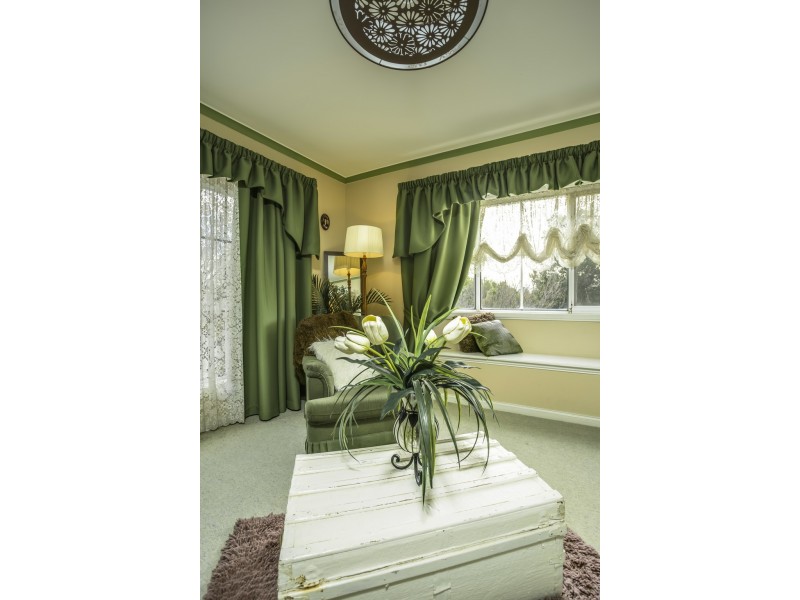8 Rowsphorn Road, Riverside TAS 7250