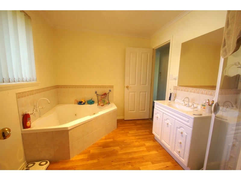 44 Poplar Parade, Youngtown TAS 7249