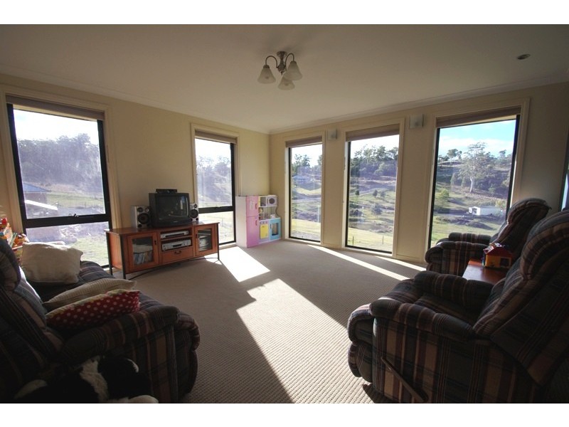 44 Sherborne Drive, Dilston TAS 7252