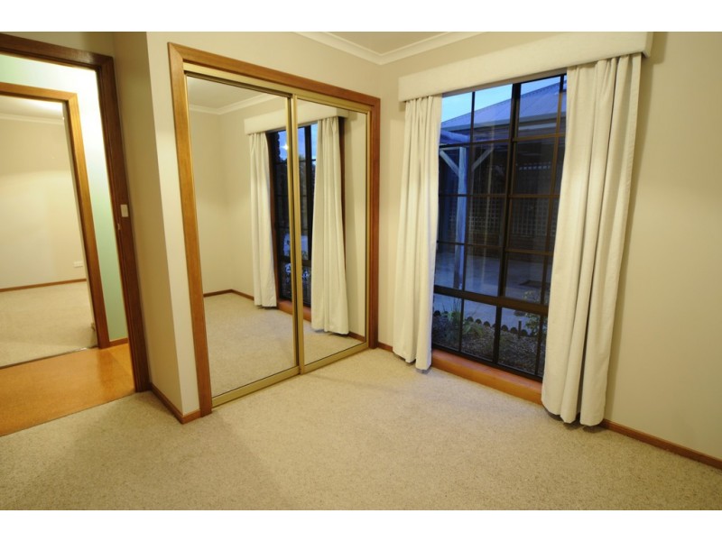 2/12 Sarah Court, Summerhill TAS 7250