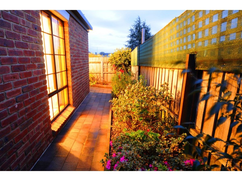 2/12 Sarah Court, Summerhill TAS 7250