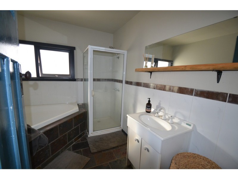 21 Ross Avenue, Invermay TAS 7248