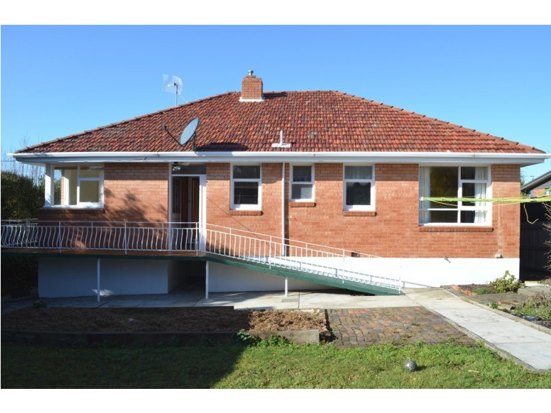 15 Crestview Court, Newnham TAS 7248
