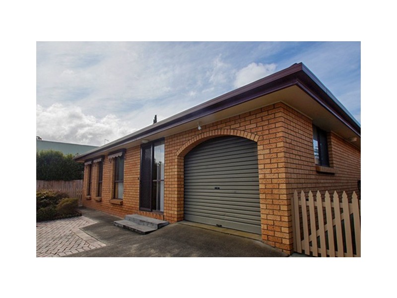 2/14 Country Club Avenue, Prospect Vale TAS 7250