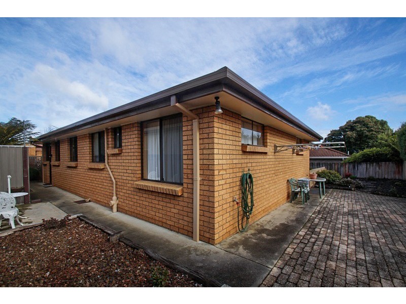 2/14 Country Club Avenue, Prospect Vale TAS 7250