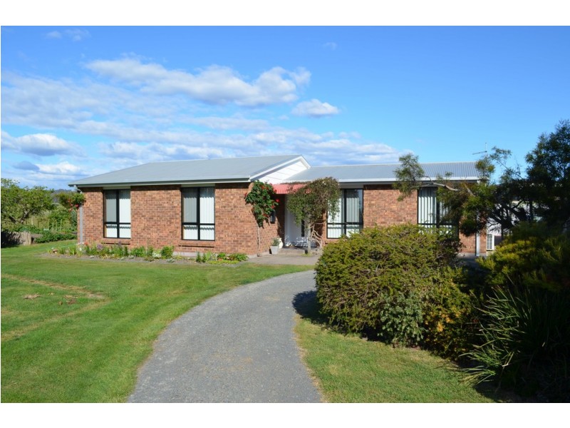 904 Windermere Road, Swan Bay TAS 7252