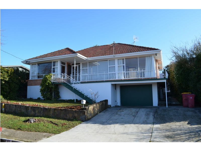 15 Crestview Court, Newnham TAS 7248