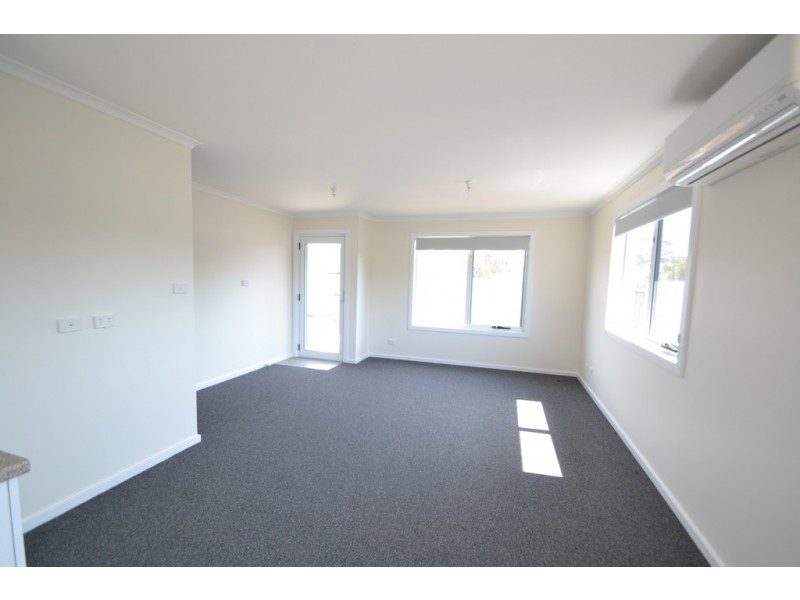 2/18 Monash Street, Mowbray TAS 7248