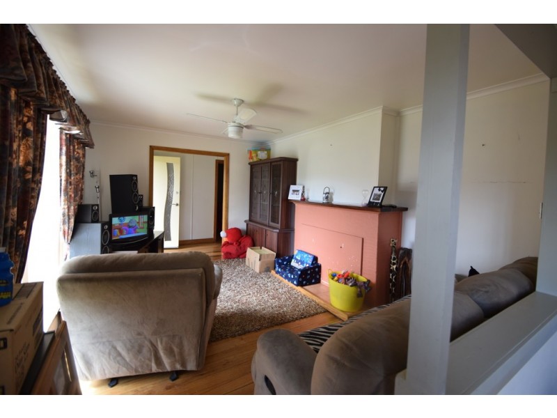 60 Hargrave Crescent, Mayfield TAS 7248