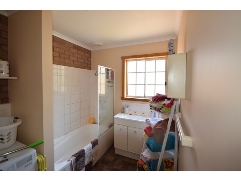 4/13-17 Parklands Parade, Newnham TAS 7248