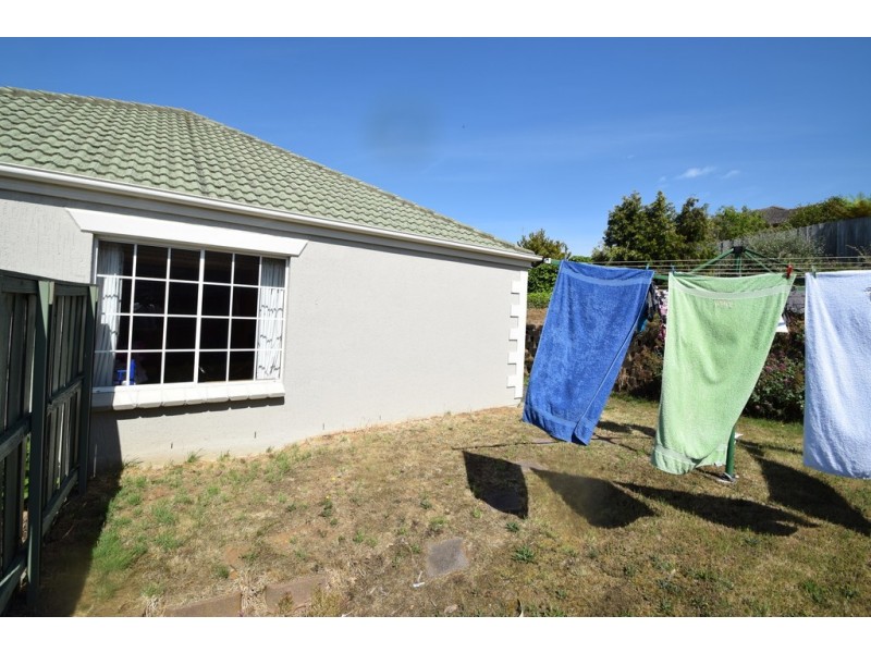 4/13-17 Parklands Parade, Newnham TAS 7248