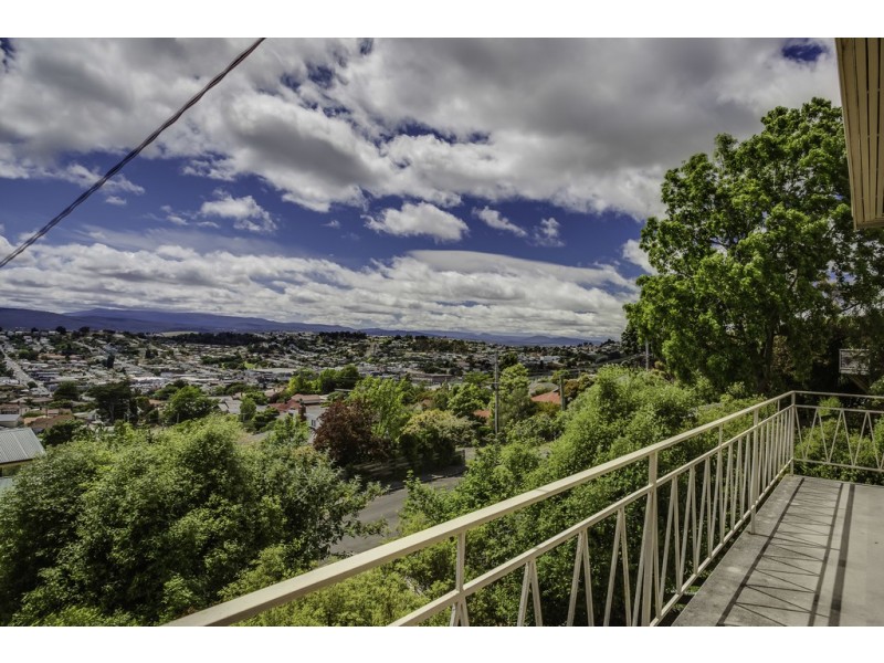 22 Neika Avenue, West Launceston TAS 7250