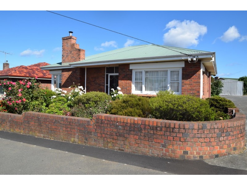 2 Tompsons Lane, Newnham TAS 7248