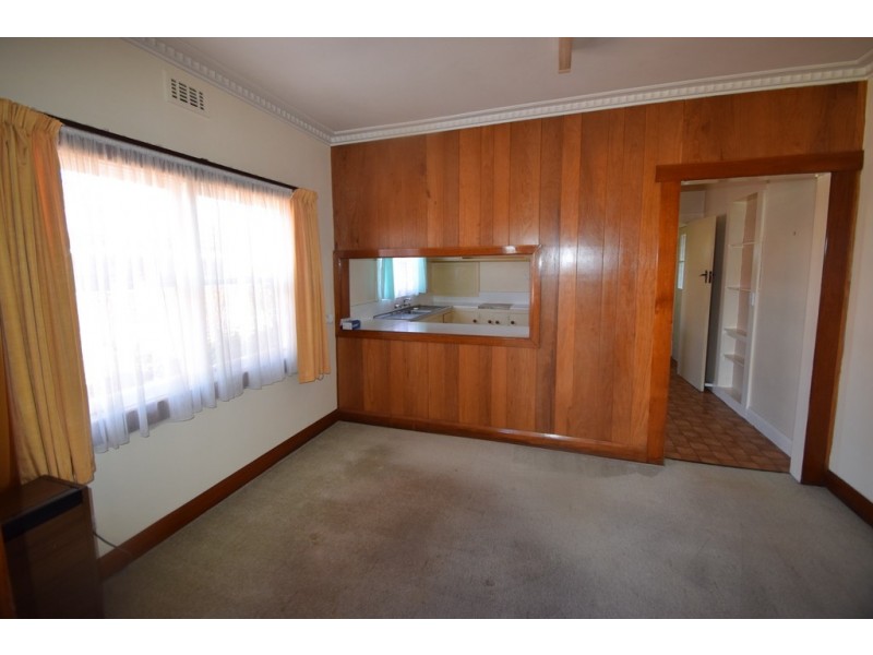 2 Tompsons Lane, Newnham TAS 7248