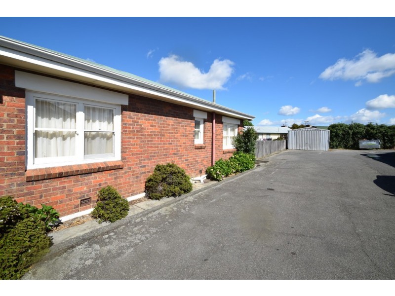 2 Tompsons Lane, Newnham TAS 7248