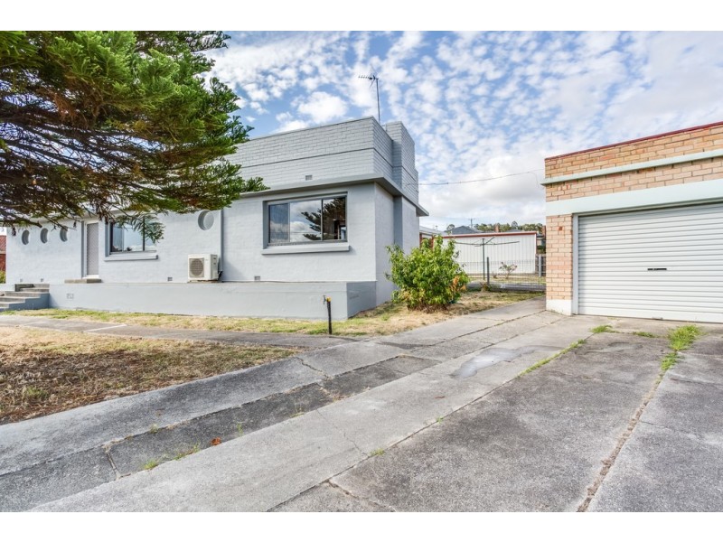 14 Freeland Crescent, Riverside TAS 7250