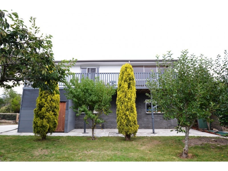 177 Gravelly Beach Road, Gravelly Beach TAS 7276