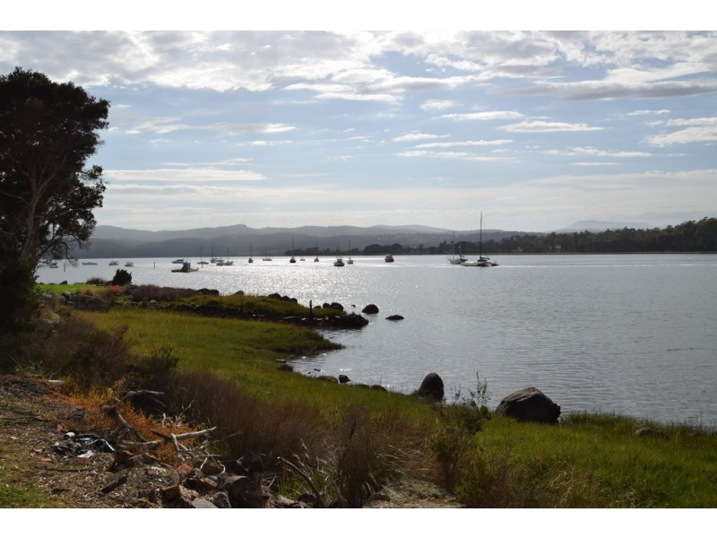 177 Gravelly Beach Road, Gravelly Beach TAS 7276