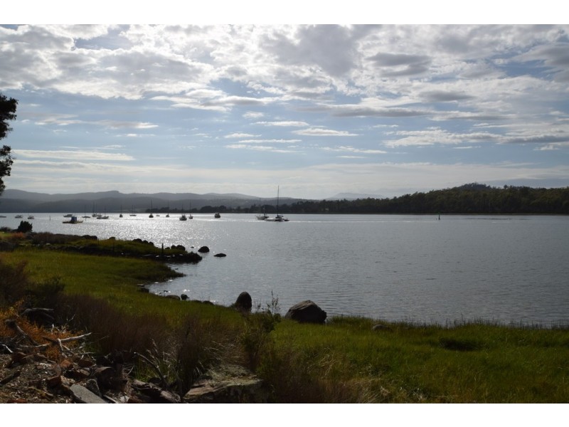 177 Gravelly Beach Road, Gravelly Beach TAS 7276
