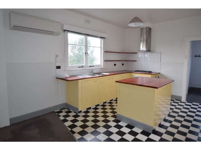 93 Peel Street West, West Launceston TAS 7250