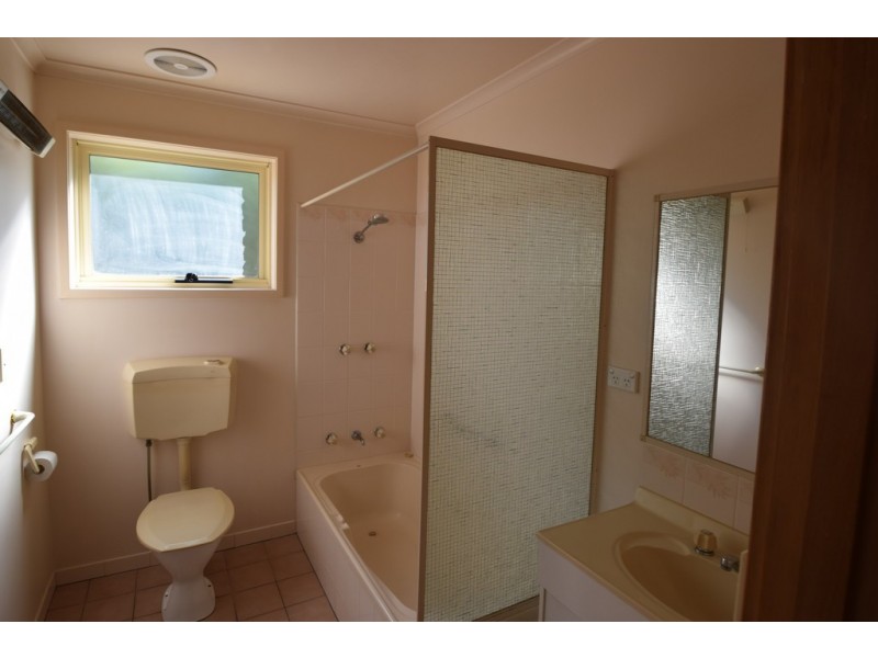 2/22 Eddington Crescent, Invermay TAS 7248