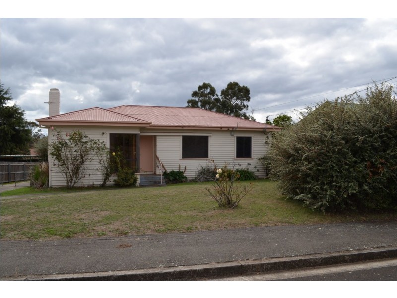 8 Skemp Street, Waverley TAS 7250