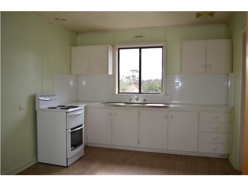 8 Skemp Street, Waverley TAS 7250