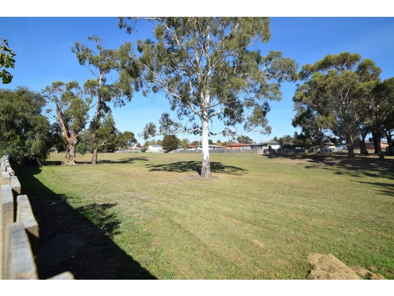 17 Waterloo Street, Ravenswood TAS 7250