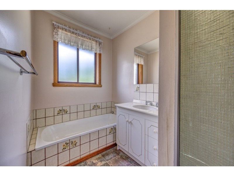 25 Andrea Place, Riverside TAS 7250