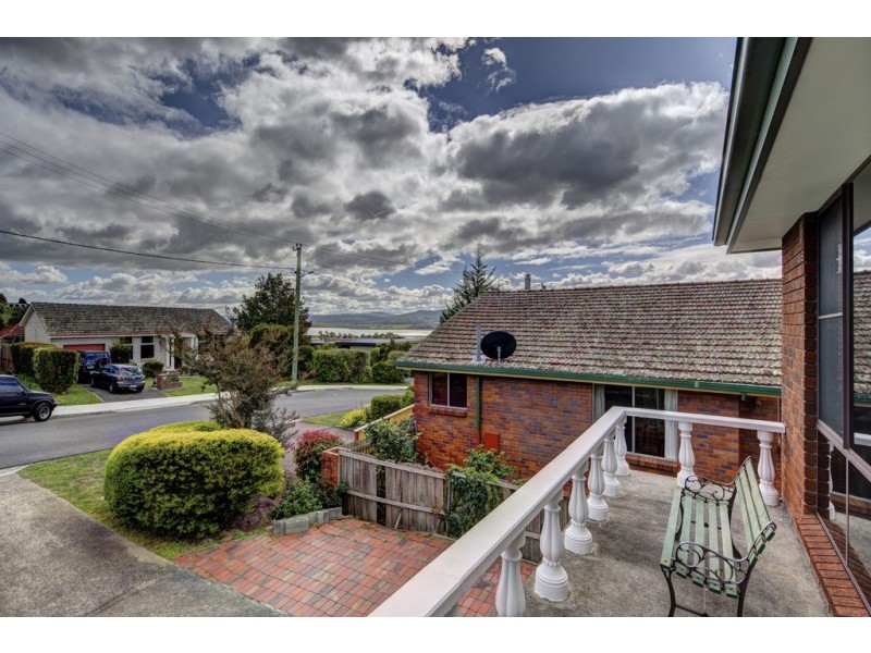 25 Andrea Place, Riverside TAS 7250
