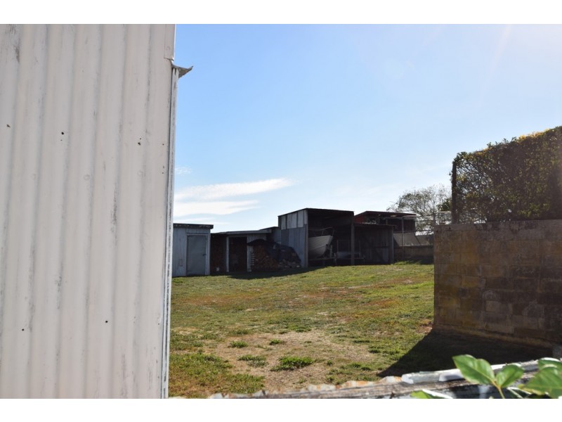 13 Glenelg Street, Campbell Town TAS 7210