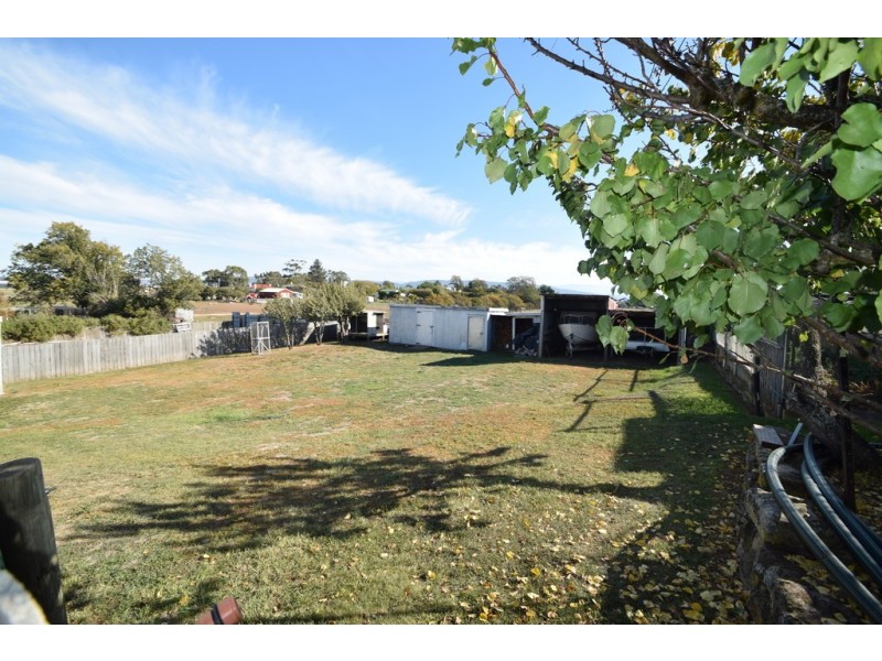 13 Glenelg Street, Campbell Town TAS 7210