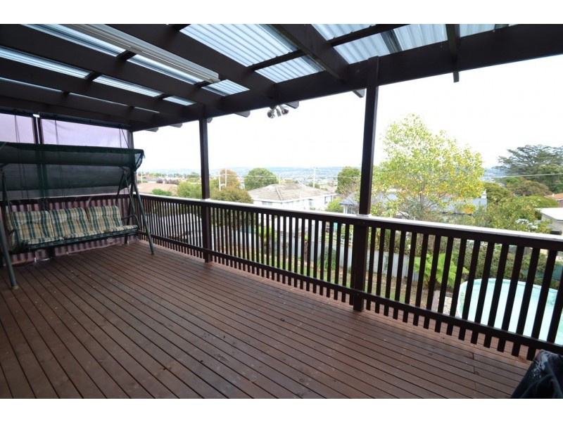 5 Julie Crescent, Newnham TAS 7248