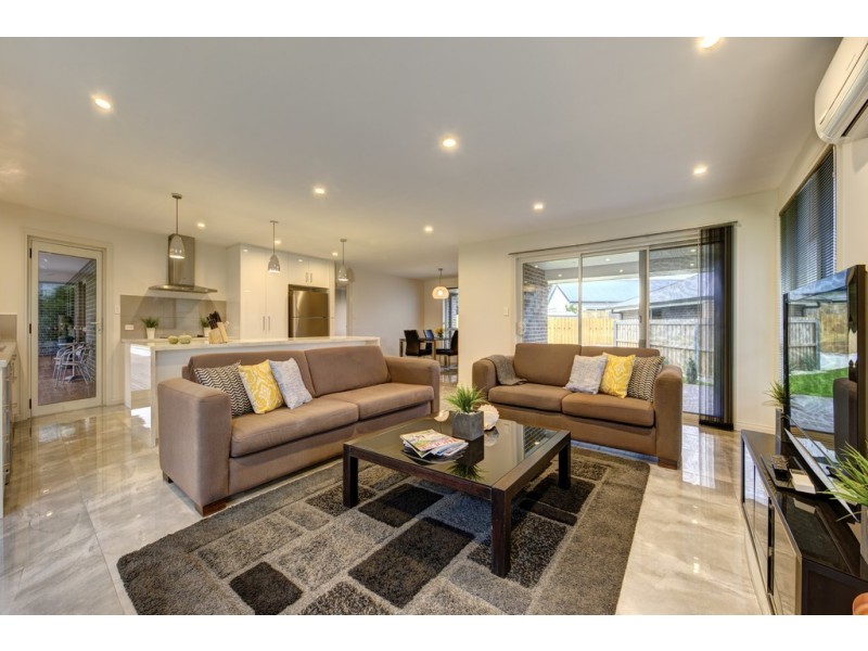 2/20 Fairway Crescent, Riverside TAS 7250