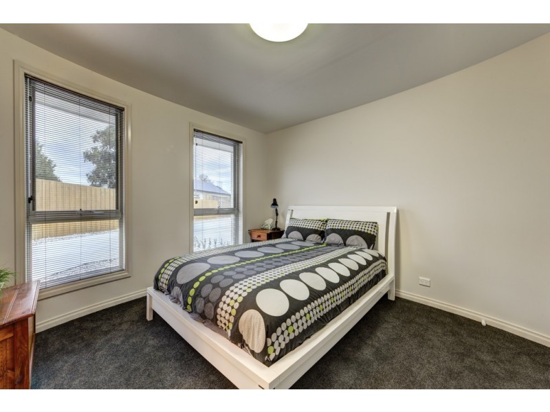 2/20 Fairway Crescent, Riverside TAS 7250