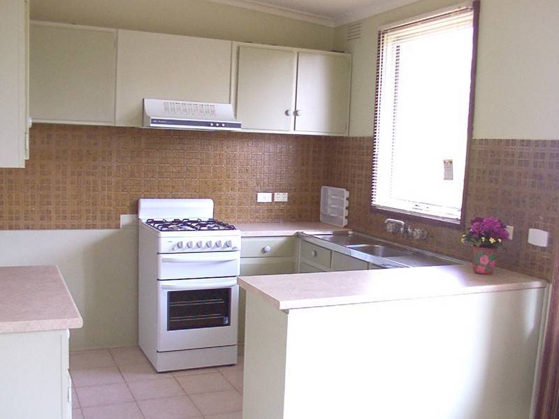 8 Bracknell Street, Keysborough VIC 3173