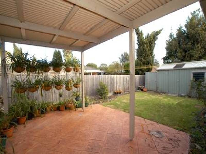 18 Cornwall Avenue, Keysborough VIC 3173