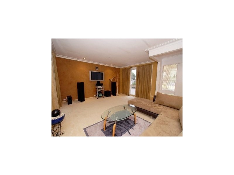 8 Meribah Court, Noble Park VIC 3174