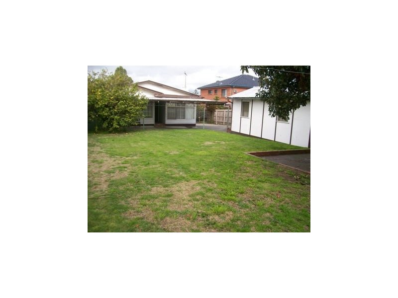 7 Stella Ave, Noble Park VIC 3174