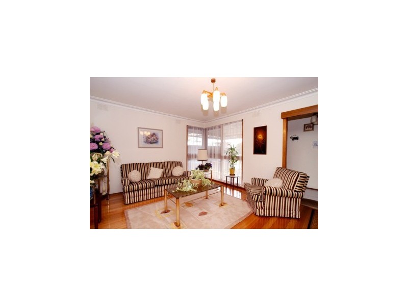 34 Jacksons Road, Noble Park North VIC 3174